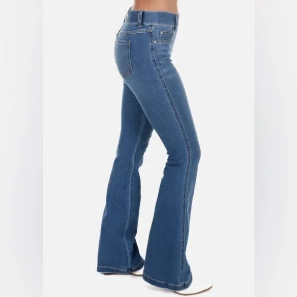❌DO NOT BUY ❌Spanx Pull on Flare Jeans Women's vintage Indigo Flared Size M NWT - Picture 3 of 13
